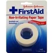 Johnson  Johnson First Aid Papper Tape 6 Pack